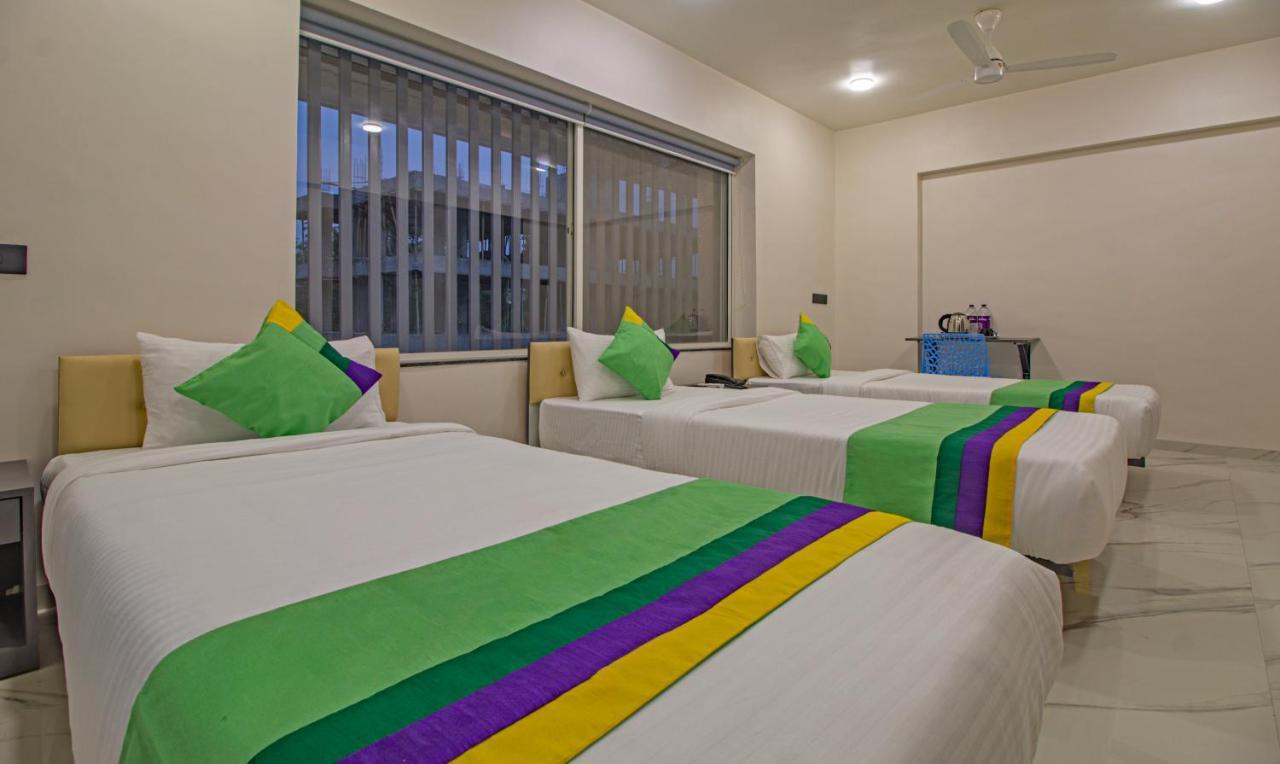 Treebo Atithi Comforts Inn Пуна Экстерьер фото