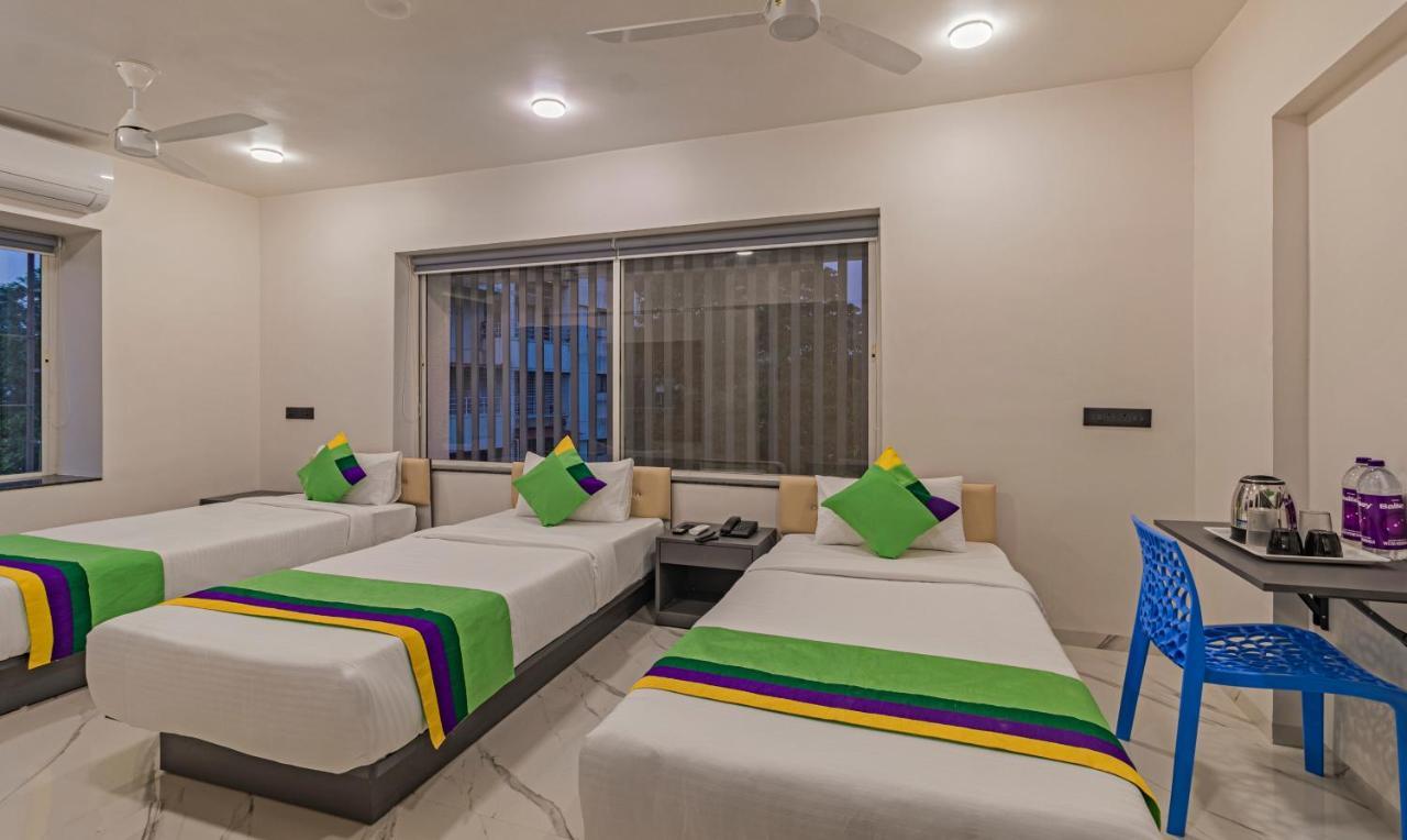 Treebo Atithi Comforts Inn Пуна Экстерьер фото